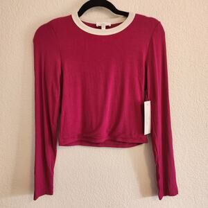 Live in the Moment Women's Size Medium Small Crop Hot Pink/White Long Sleeve New